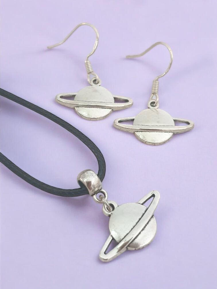 Saturn Charm Jewellery Set, Dangly Earring And Necklace Set In Gift Bag, Cord Or Chain Options - Premium from Etsy - Just £8.99! Shop now at Uniquely Holt