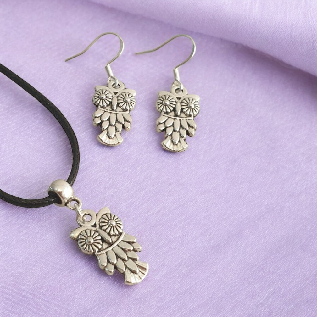 Owl Charm Jewellery Set, Dangly Earring And Necklace Set In Gift Bag, Cord Or Chain Options - Premium from Etsy - Just £8.99! Shop now at Uniquely Holt