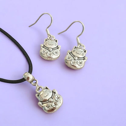 Chinese Lucky Cat Charm Jewellery Set, Dangly Earring And Necklace Set In Gift Bag, Cat Lover, Cord Or Chain Options - Premium  from Etsy - Just £8.99! Shop now at Uniquely Holt