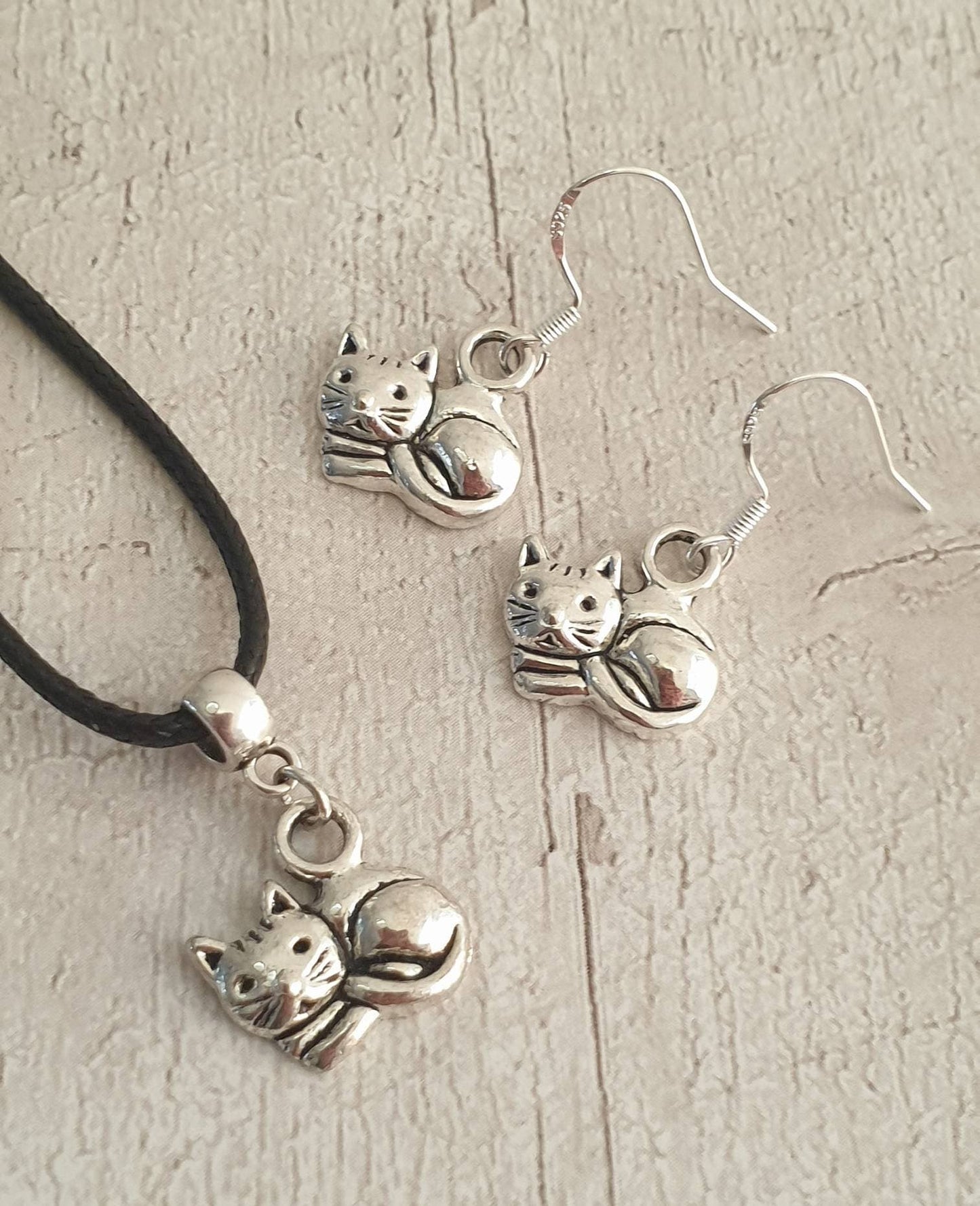 Cat Charm Jewellery Set, Dangly Earring And Necklace Set In Gift Bag, Cord Or Chain Options, Cat Lover - Premium  from Etsy - Just £8.99! Shop now at Uniquely Holt
