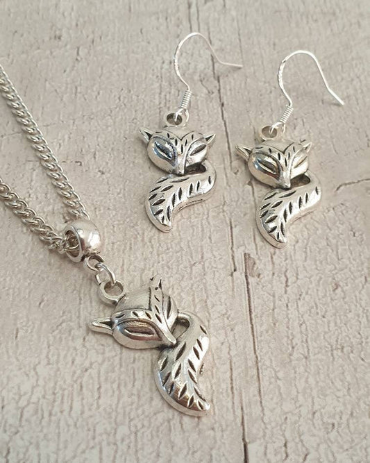 Handmade Antique Silver Fox  Charm Jewellery Set, Dangly Earring And Necklace Set In Gift Bag, Cord Or Chain Option - Premium  from Etsy - Just £8.99! Shop now at Uniquely Holt