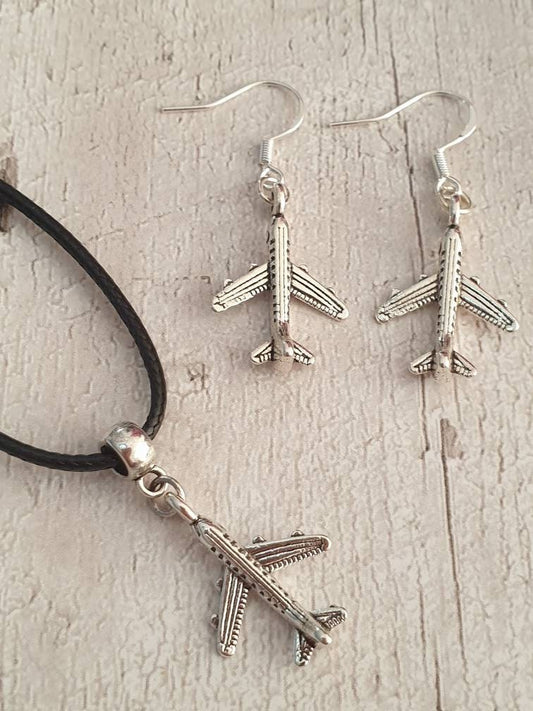 Airplane Charm Jewellery Set, Dangly Earring And Necklace Set In Gift Bag, Cord Or Chain Options - Premium  from Etsy - Just £8.99! Shop now at Uniquely Holt